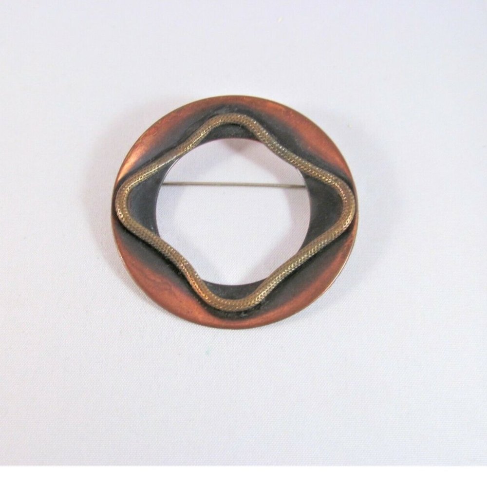 Vintage 1960 Copper Brooch Dimensional Round Modernist Abstract Pin - Picture 10 of 10